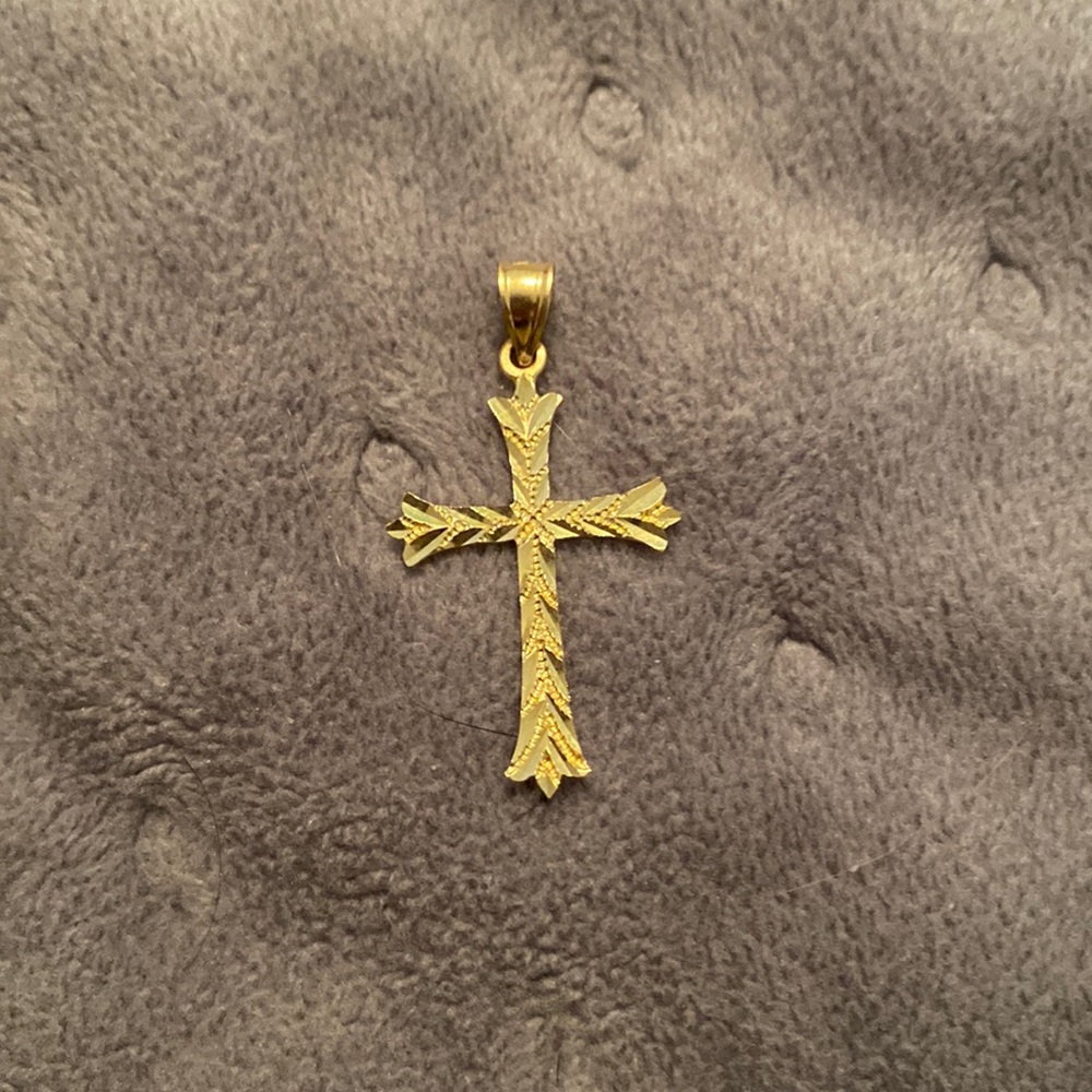 14kt gold cross pendant